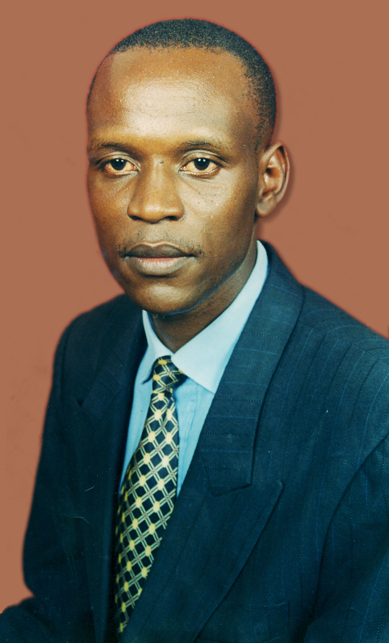 Julius Osega plain